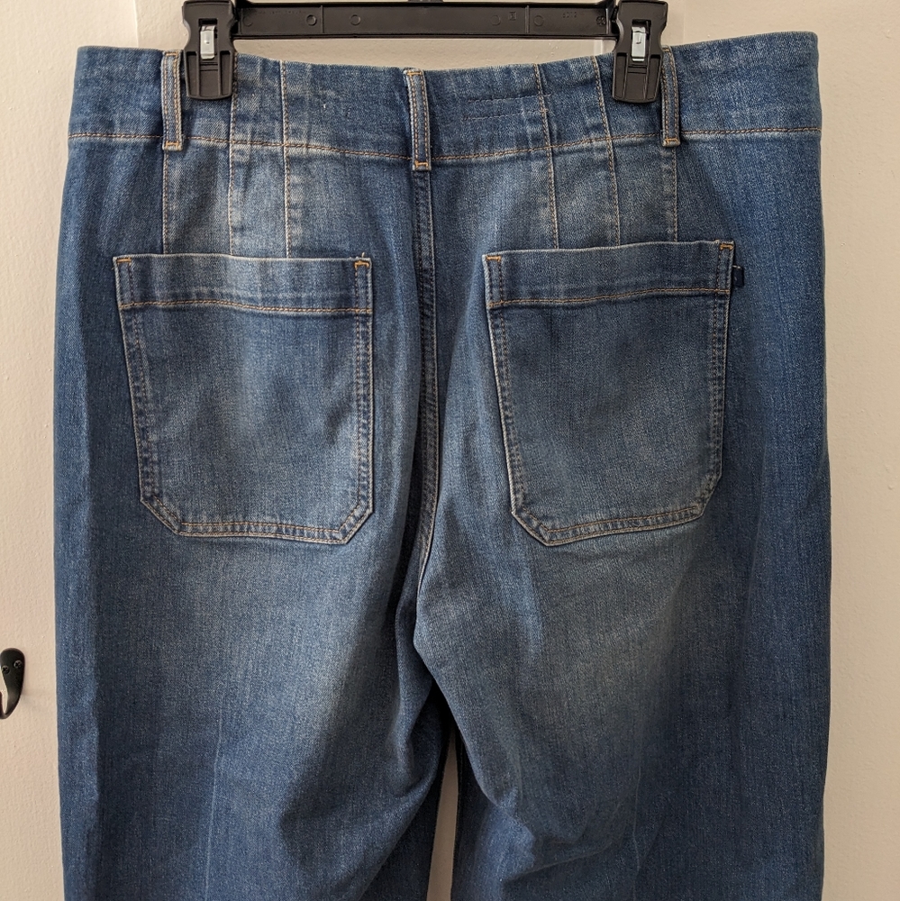 Pilcro Blue Wide Leg Cropped Jeans - Picture 13 of 16